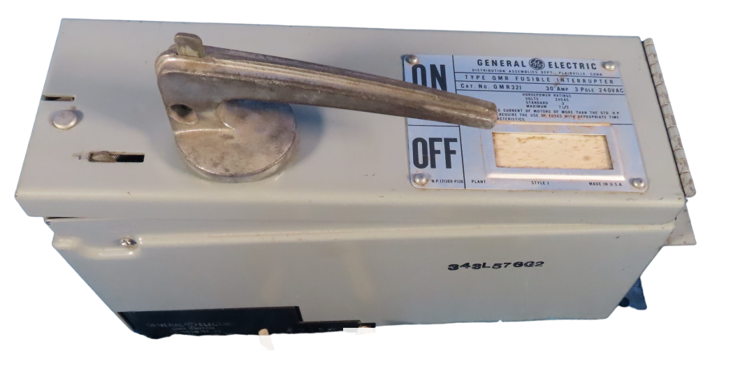 General Electric QMR322L Panel Mount Switch (Fusible) - Essential Electric Supply